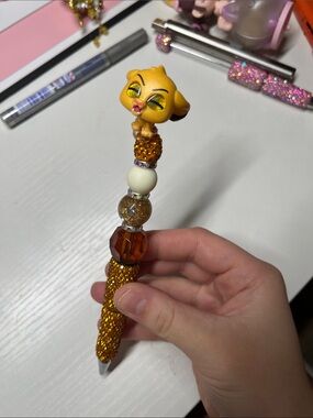 Lion King lightweight fancy beaded pen